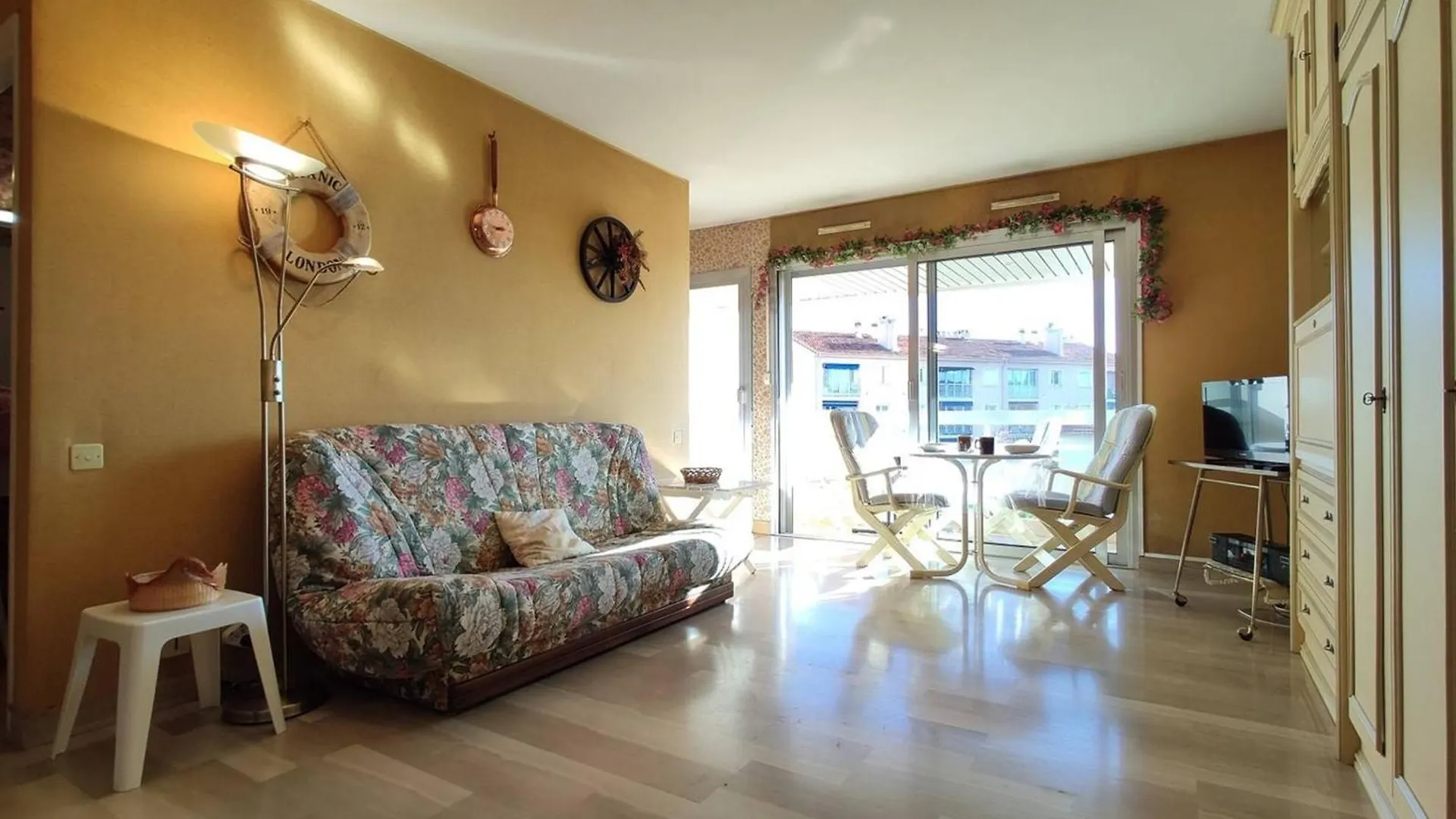 Studio Pour 4 Avec Terrasse Ensoleillee, Parking Privatif, A 250M Des Plages A Antibes - Fr-1-252-153 Appartement Frankrijk